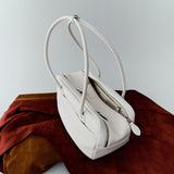 SIAC3137 Puff Bag_Ivory