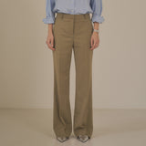 SIPT7090 Feminine Low-Rise Bootcut Slacks_Sand Beige