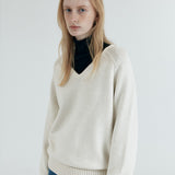 SIKN2156 Wool Blend Loose V-Neck Knit_Cream