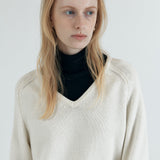 SIKN2156 Wool Blend Loose V-Neck Knit_Cream
