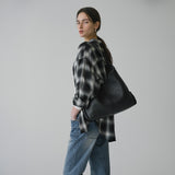 SIAC3076 Lambskin Flow Bag M_Black