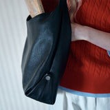SIAC3076 Lambskin Flow Bag M_Black