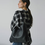 SIAC3076 Lambskin Flow Bag M_Black