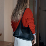 SIAC3076 Lambskin Flow Bag L_Black