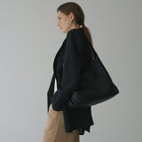 SIAC3076 Lambskin Flow Bag L_Black