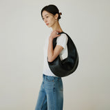 SIAC3113 Arche Hobo Bag_Black