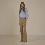 SIPT7090 Feminine Low-Rise Bootcut Slacks_Sand Beige