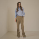 SIPT7090 Feminine Low-Rise Bootcut Slacks_Sand Beige