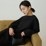 SITP5261 Boat Neck Minimal Blouse_Black