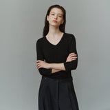 SITP5313 Soft V-Neck 3/4-Sleeve T-Shirt_Black